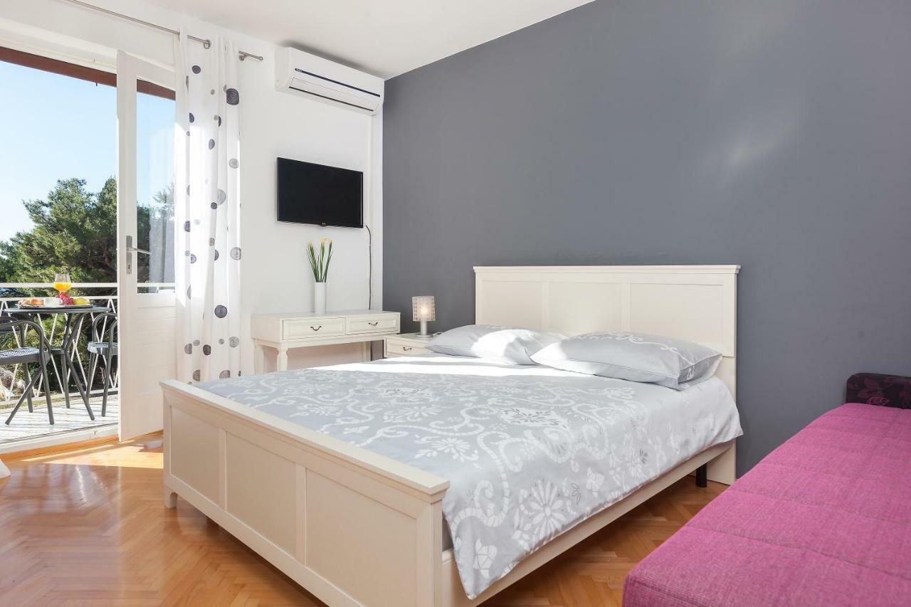 Apartmani Pasalic Tučepi Oda fotoğraf